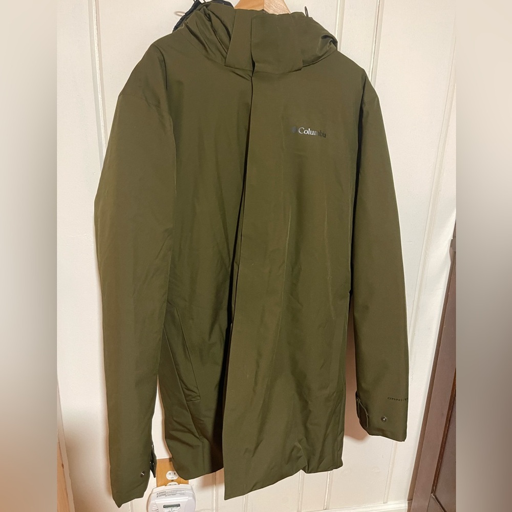 Like new men’s large Columbia jacket